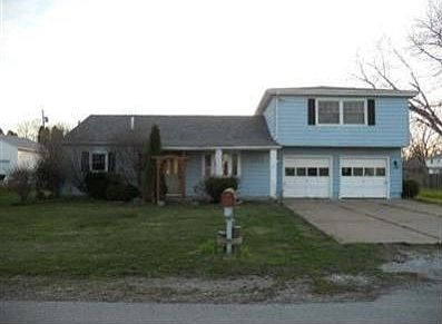 2nd image of 2203 Sanford St