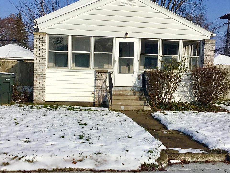 1st image of 823 E Ewing Ave