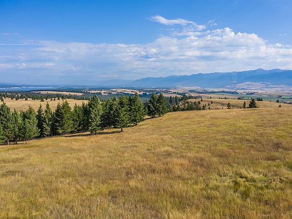 5th image of 4070 Black Lake Road