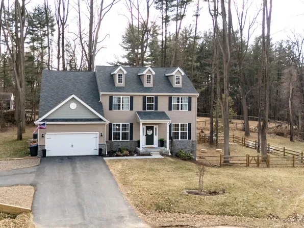 24 Pebble Ln, North East, MD 21901