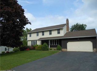 132 Randy Ln, Wethersfield, CT 06109