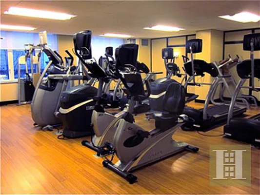 Rented by Halstead Real Estate | media 15