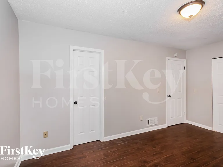 4113 Winkler Way — Photo 7