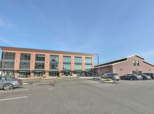 21 Lumber Rd APT 2G, Roslyn, NY 11576