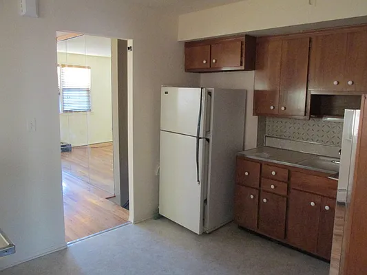 Rented by Windsor Homes Realty Corp | media 8