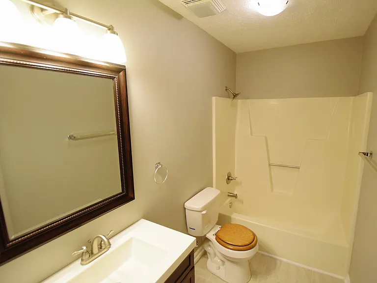 6933 Woodmark Dr — Photo 15