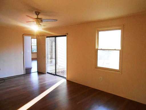 5th image of 3226 Cedar Bluff Dr NE