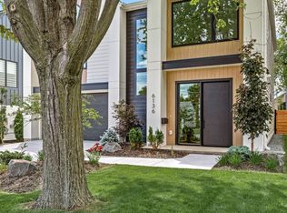 6136 Oaklawn Ave, Edina, MN 55424