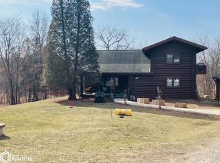 2534 Glasgow Rd, Fairfield, IA 52556