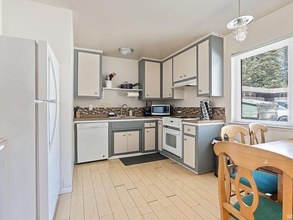 1223 Bonanza Ave South Lake Tahoe, CA, 96150 Apartments for Rent Zillow
