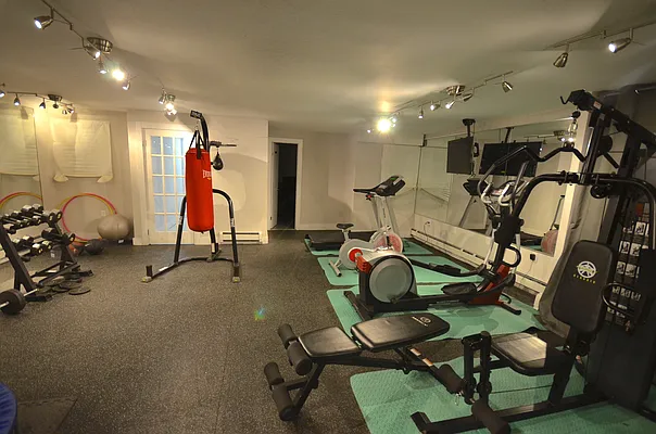 Rented by Swythe, Inc. | media 27