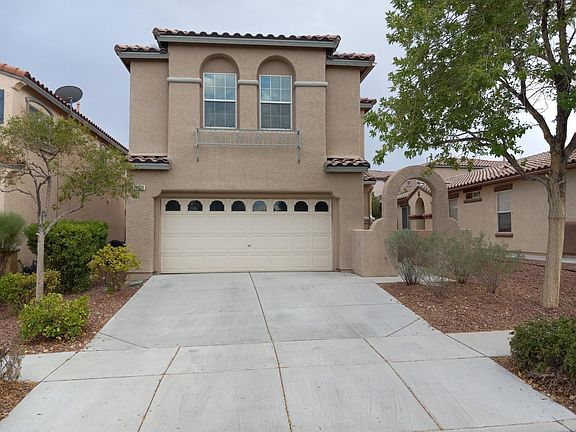 4th image of 10623 Calico Pines Ave