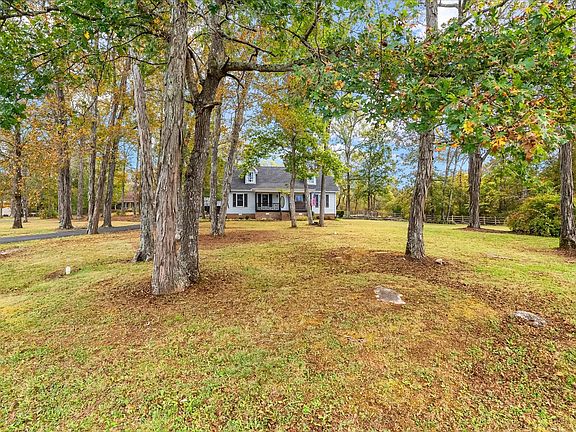 4th image of 4012 Caney Creek Ln