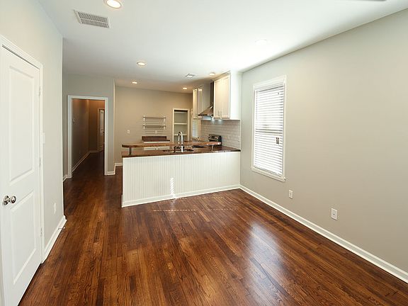 5th image of 1558 Tutwiler Ave