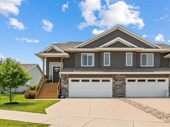 737 Brook Ridge Ave, North Liberty, IA 52317