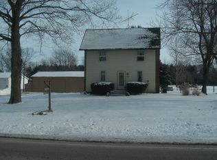 208 S Main St, Coleta, IL 61081