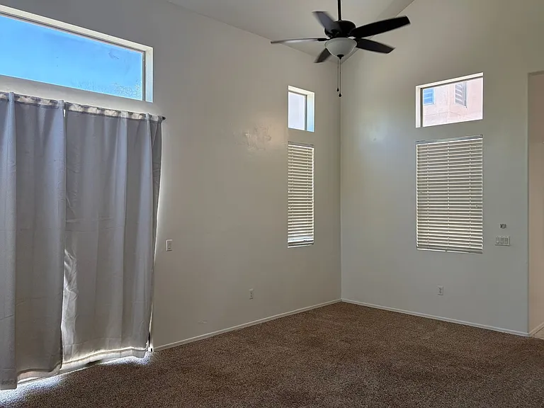 896 W Calle Estrella De Noche — Photo 9