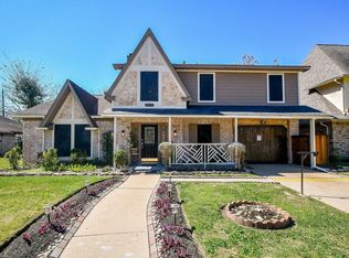 8814 Chelsworth Dr, Houston, TX 77083