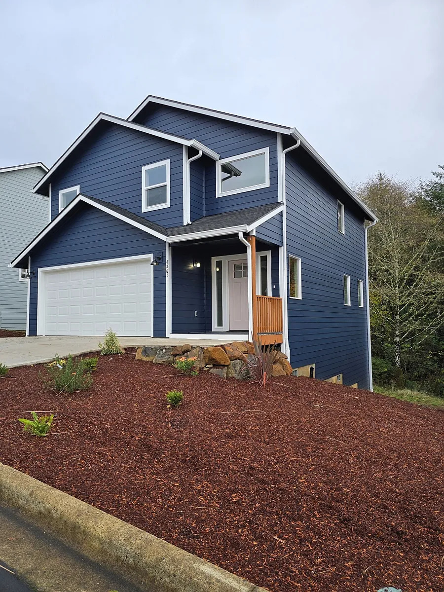 Building Photo - 4265 Sequoia Loop