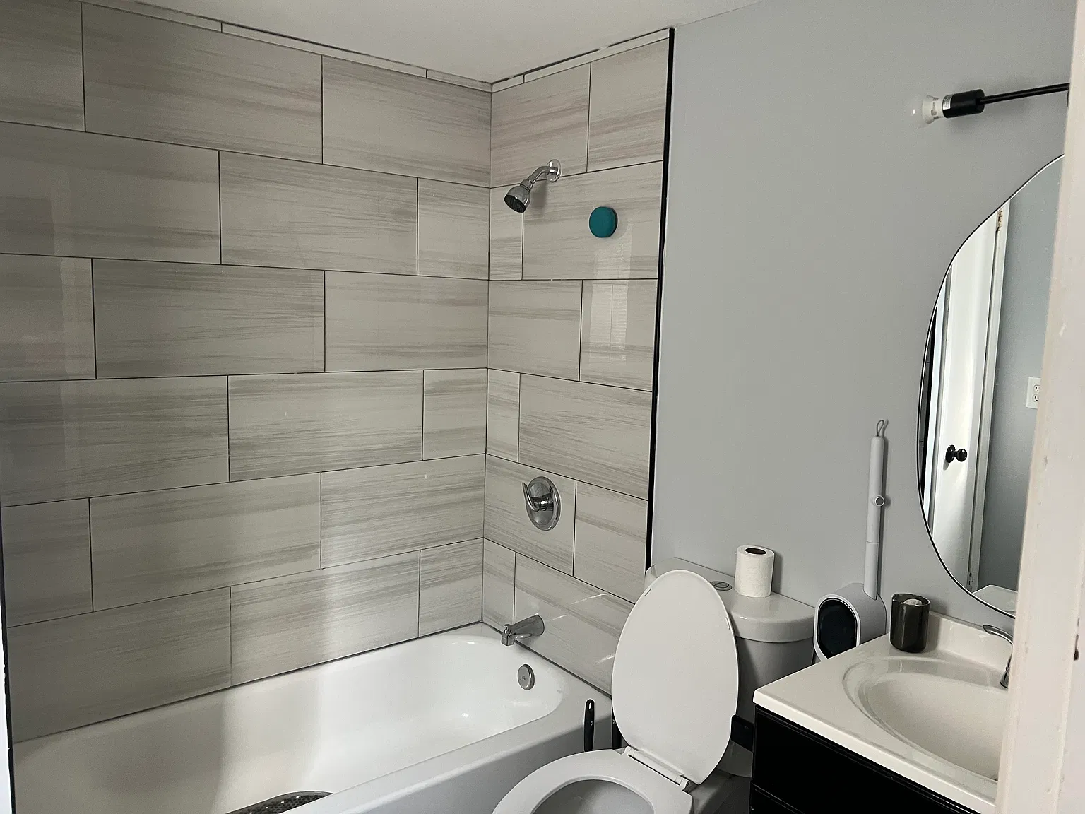 3 bed, 650 sqft, $1,650 — Photo 4