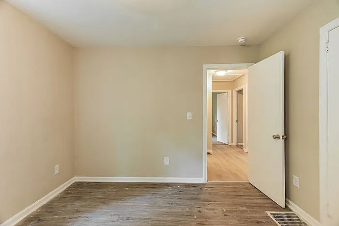 408 Sunhill Rd NW — Photo 18
