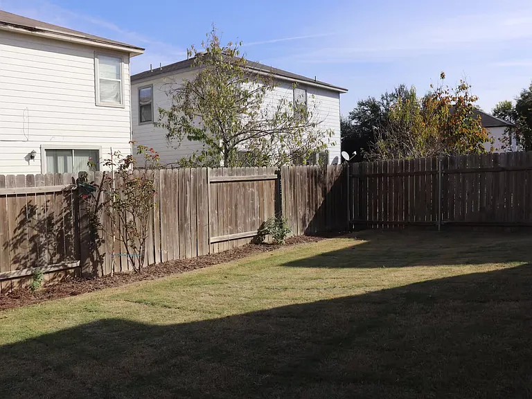 Quinton Dr — Photo 29