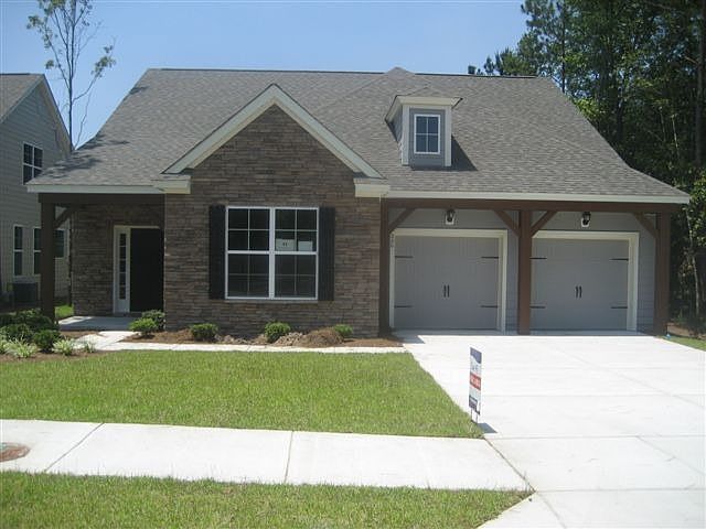 220 Comiskey Park Cir