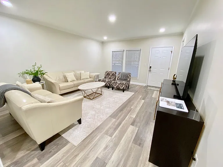 233 N Main St #403 — Photo 6