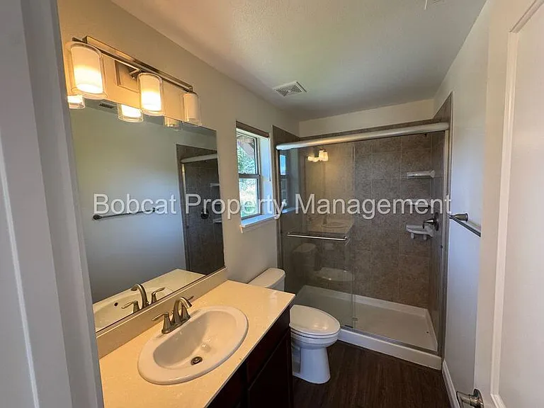 1226 Saltern Dr — Photo 16