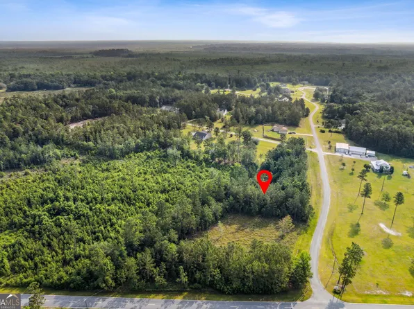 1 Thoroughbred Rd, Woodbine, GA 31569