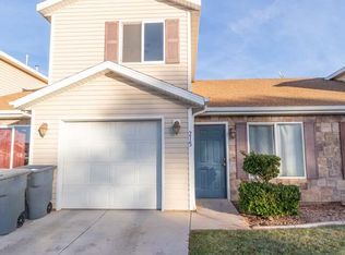 215 S 950 W, Hurricane, UT 84737