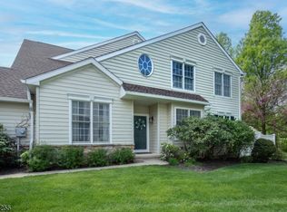 36 Patriot Hill Dr, Basking Ridge, NJ 07920