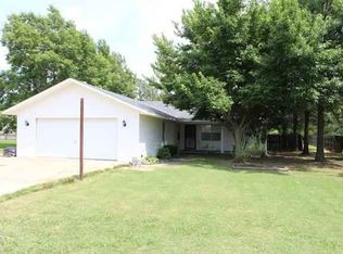100 Teresa Dr, Brookland, AR 72417