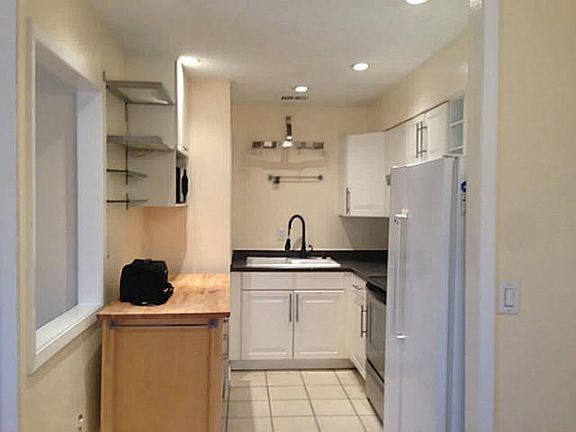 4th image of 1928 Cobblestone Ln