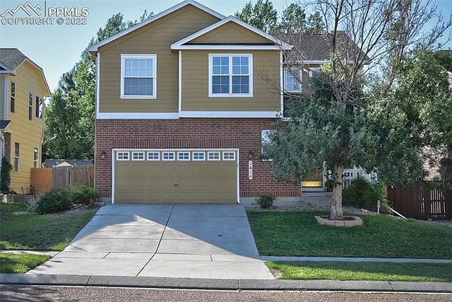 1st image of 2424 Pinyon Jay Dr
