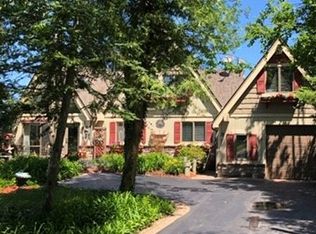 7444 Hoiles Dr NW, Williamsburg, MI 49690