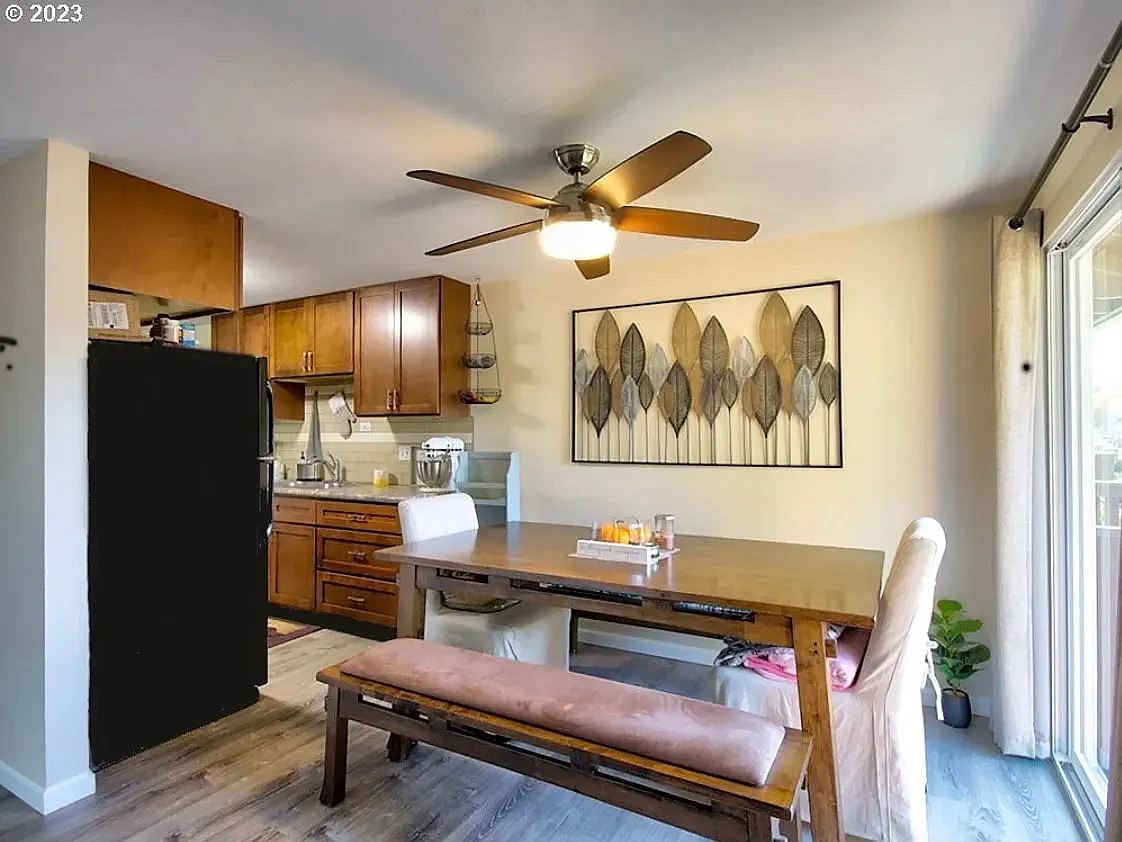 2 bed, 800 sqft, $1,795 — Photo 3