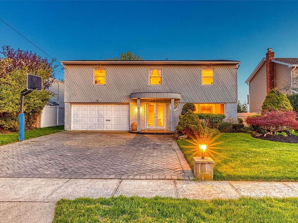 1st image of 3410 Hewlett Avenue