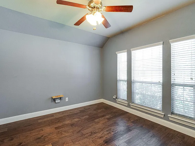 3801 Tunstall Dr — Photo 6
