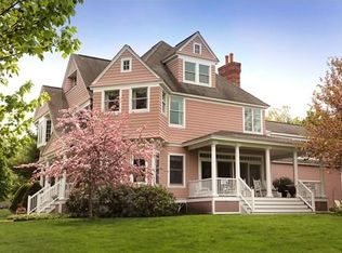 22 River Meadow Dr, West Newbury, MA 01985