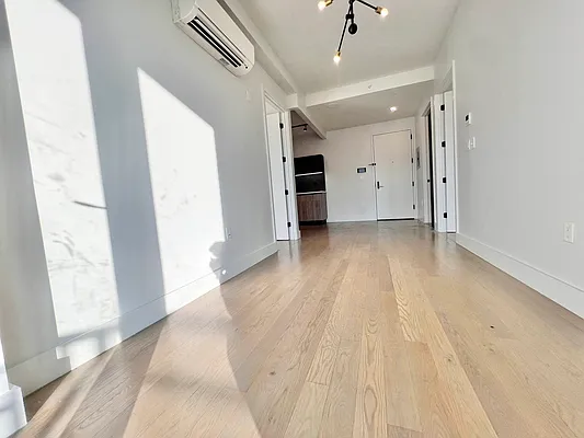 Rented by ERNY LLC | media 9