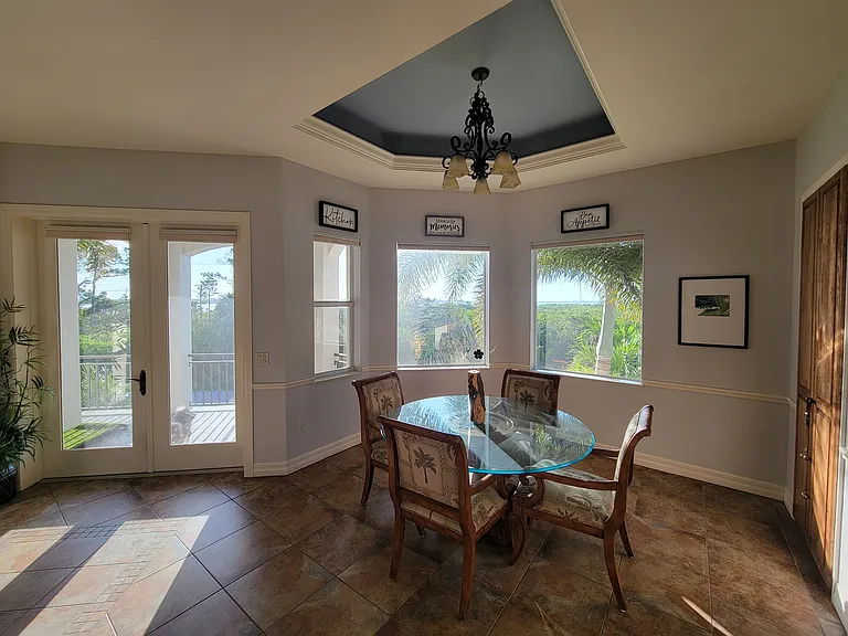 Breakfast nook with a view and am sunrises