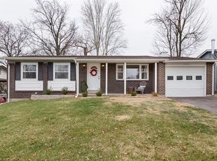 11926 Glenridge Dr, Maryland Heights, MO 63043
