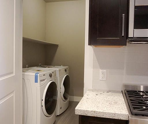 4th image of 4805 N Woodmere Fy #2007