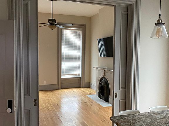 5th image of 1211 Tower Grove Ave Floor 1