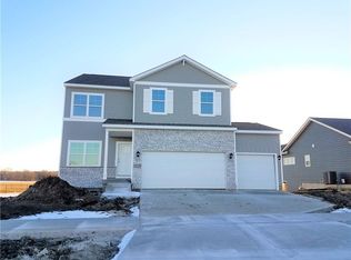 7629 NW 94th Ct, Johnston, IA 50131