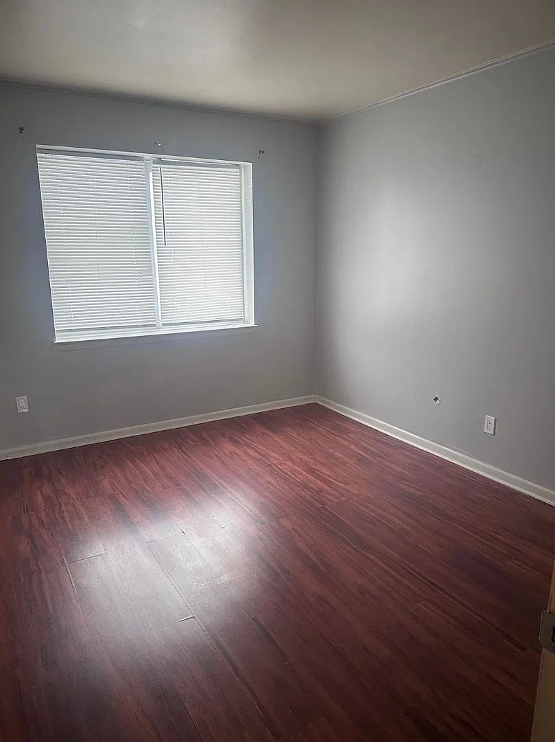 454 Maple St. — Photo 4