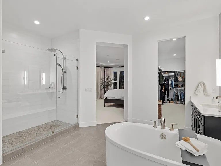 9676 Elizabeth St — Photo 27