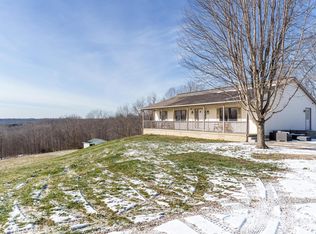 27783 Locust Grove Rd, Mc Arthur, OH 45651