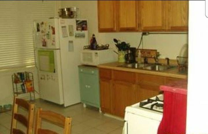 1st image of 911 N Leavitt St APT 3R